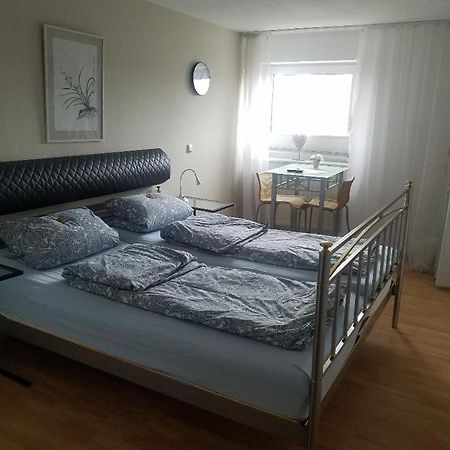 Rooming24, Kleine Pension Любек Екстериор снимка