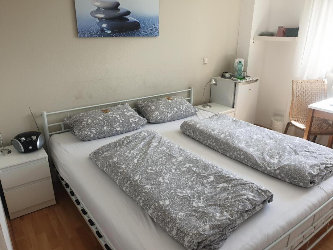 Rooming24, Kleine Pension Любек Екстериор снимка