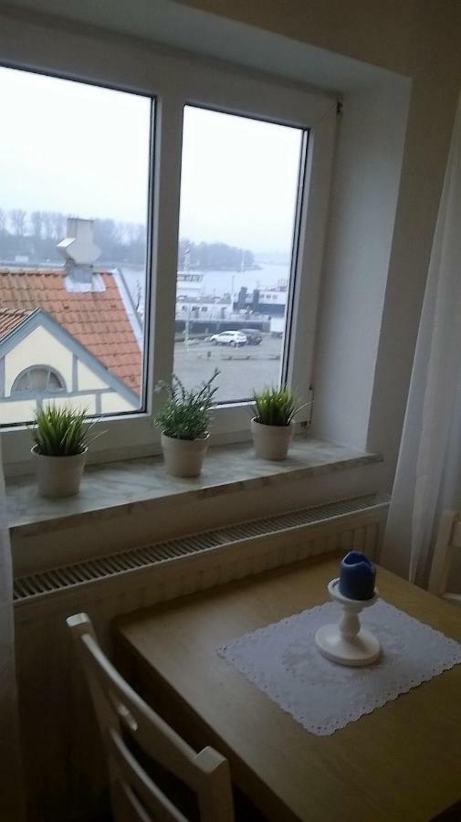 Rooming24, Kleine Pension Любек Екстериор снимка